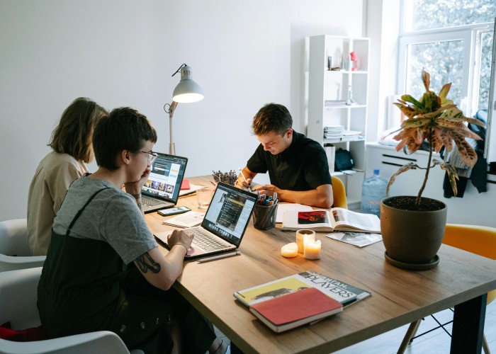 Why a Professional Backlink Building Agency Still Matters in 2026